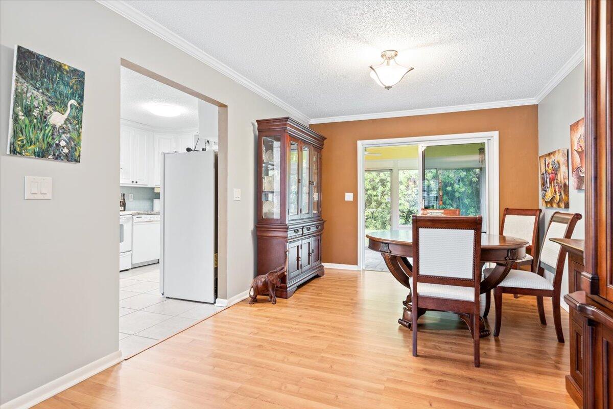 6007 Raintree Trail Fort Pierce, FL 34982 - Photo 19 of 43 Dining Room
