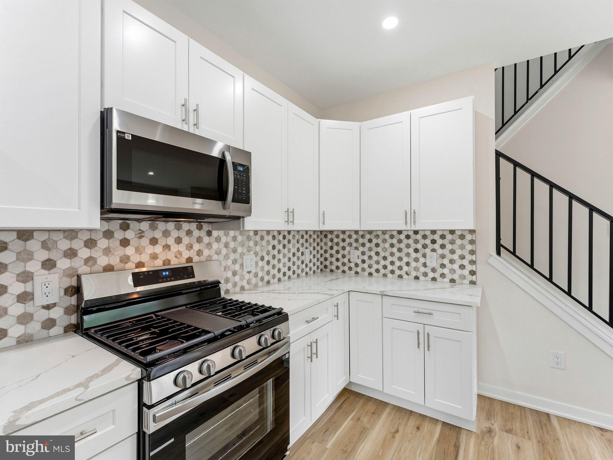 425 Almonesson Road Blackwood, NJ 08012 - Photo 20 of 51 Modern kitchen with stylish finishes.