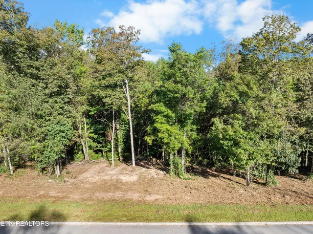 $49,900 | Lot 5 St James Lane, Clinton, TN 37716
