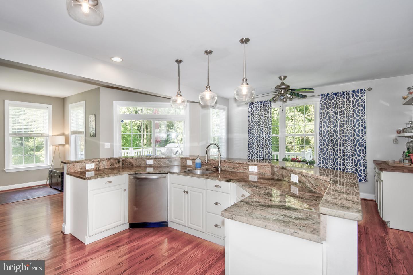 7 Shepherds Lane Wallingford, PA 19086 - Photo 12 of 38 Gallery Image 12