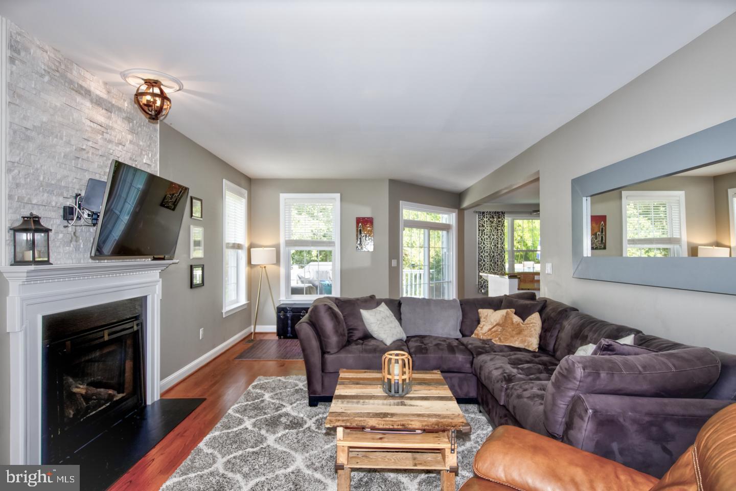 7 Shepherds Lane Wallingford, PA 19086 - Photo 7 of 38 Gallery Image 7