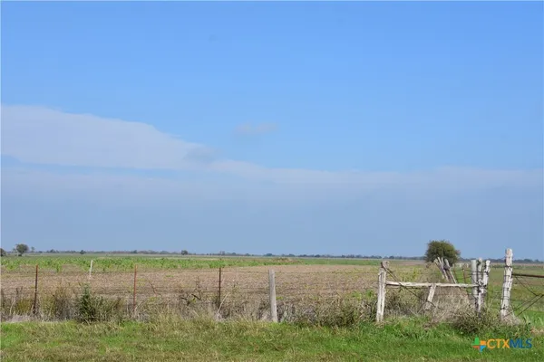 a view of an outdoor space and yard