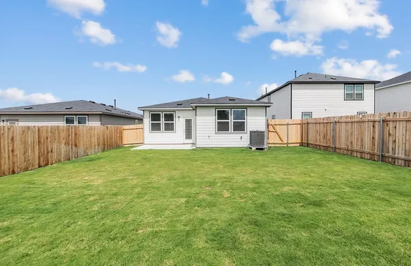 $259,990 | 329 Sullivan Way, Elgin, TX 78621