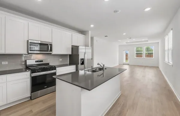 $259,990 | 329 Sullivan Way, Elgin, TX 78621