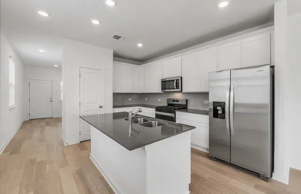 $259,990 | 329 Sullivan Way, Elgin, TX 78621