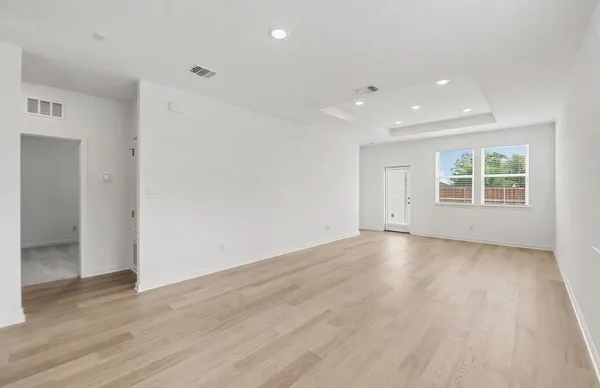 $259,990 | 329 Sullivan Way, Elgin, TX 78621