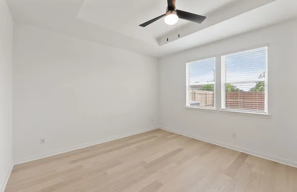 $259,990 | 329 Sullivan Way, Elgin, TX 78621