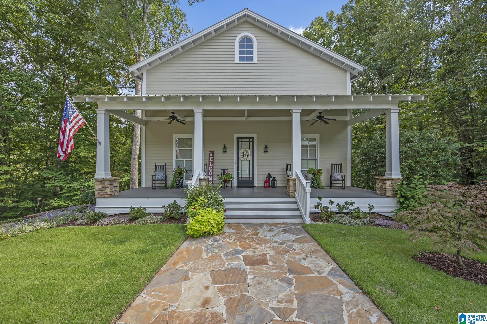 151 Oak Circle Hayden, AL 35079 - Photo 3 of 48