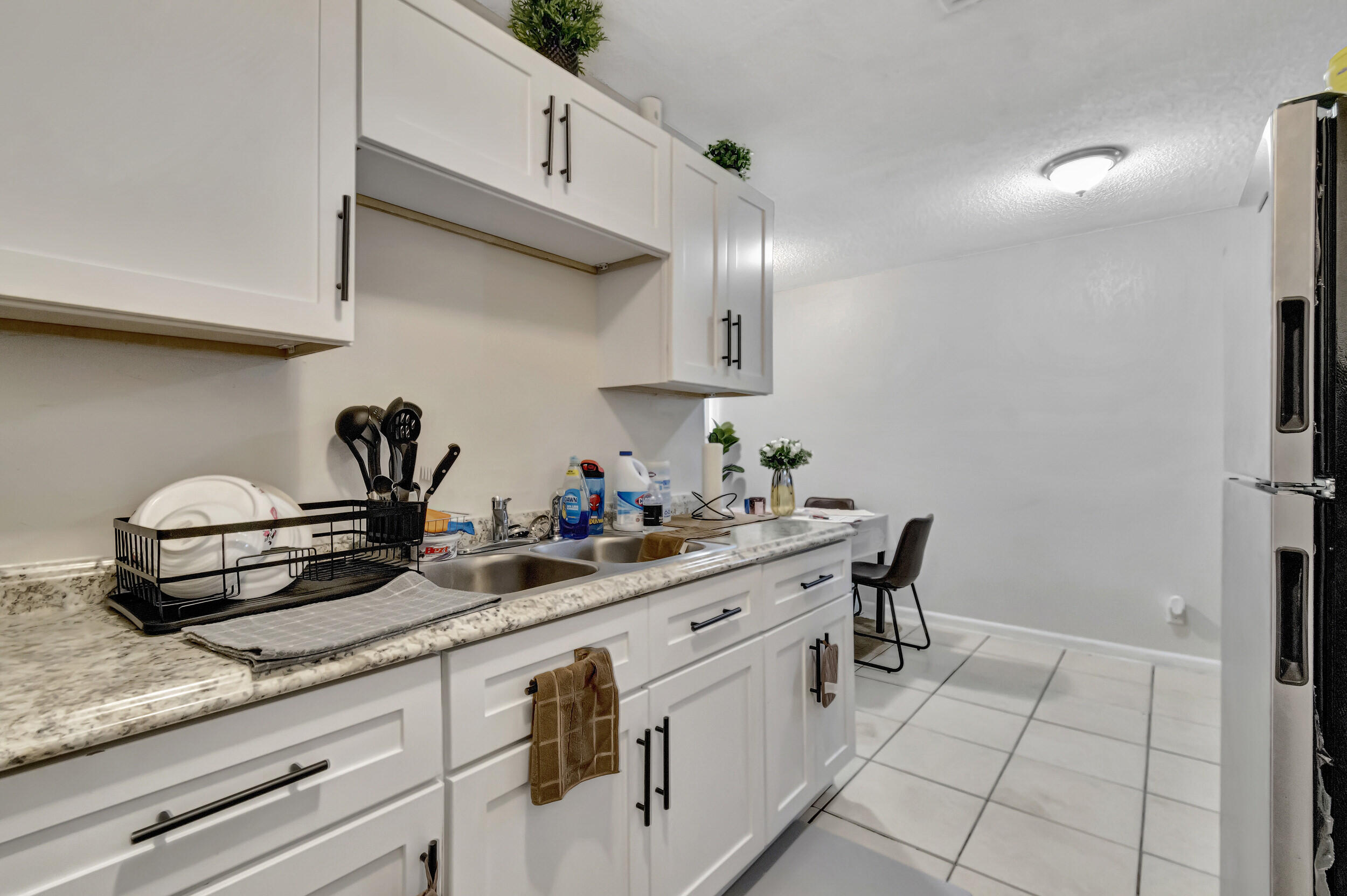 125 West 17th Street, Unit 1 Riviera Beach, FL 33404 - Photo 43 of 51 092_dsc_2811