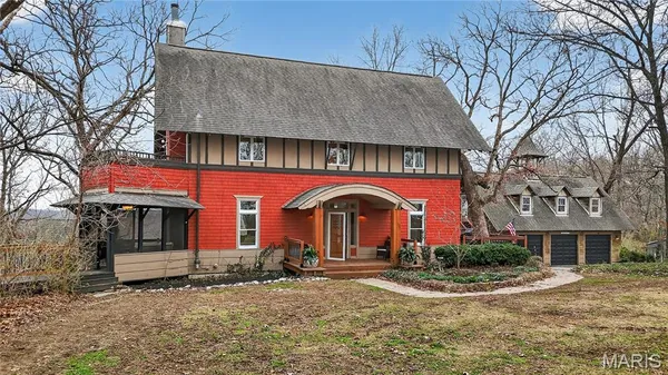 $825,000 | 8 Grandview Trail, Eureka, MO 63025