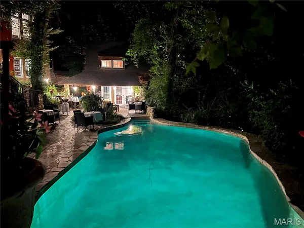 $825,000 | 8 Grandview Trail, Eureka, MO 63025