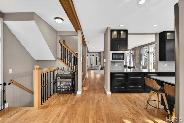 $825,000 | 8 Grandview Trail, Eureka, MO 63025