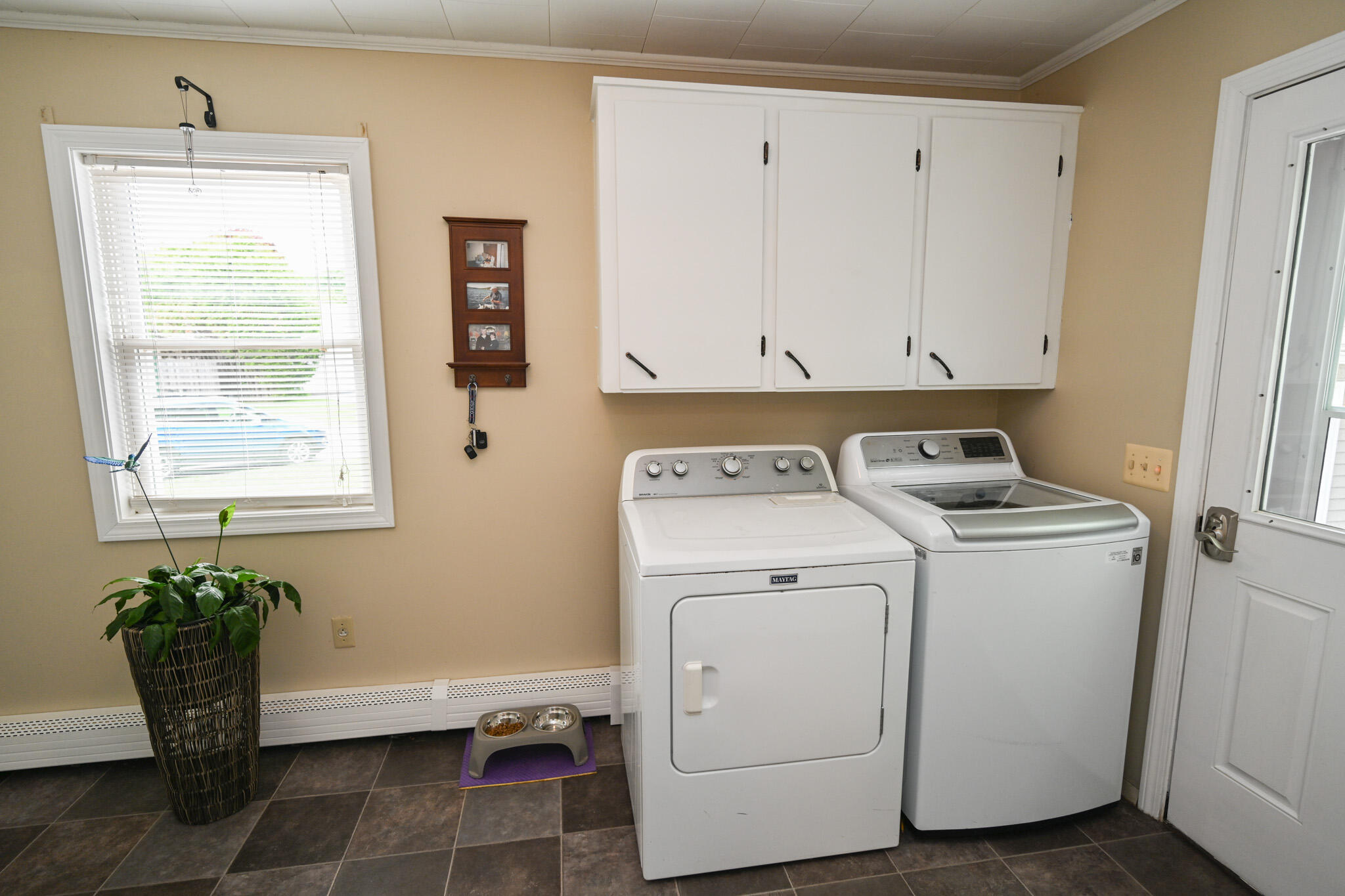 1128 Chase Road Veazie, ME 04401 - Photo 8 of 25 Laundry and Mudroom