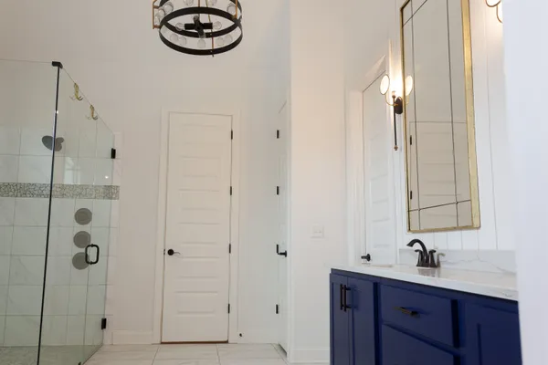 a view of an empty walk in closet