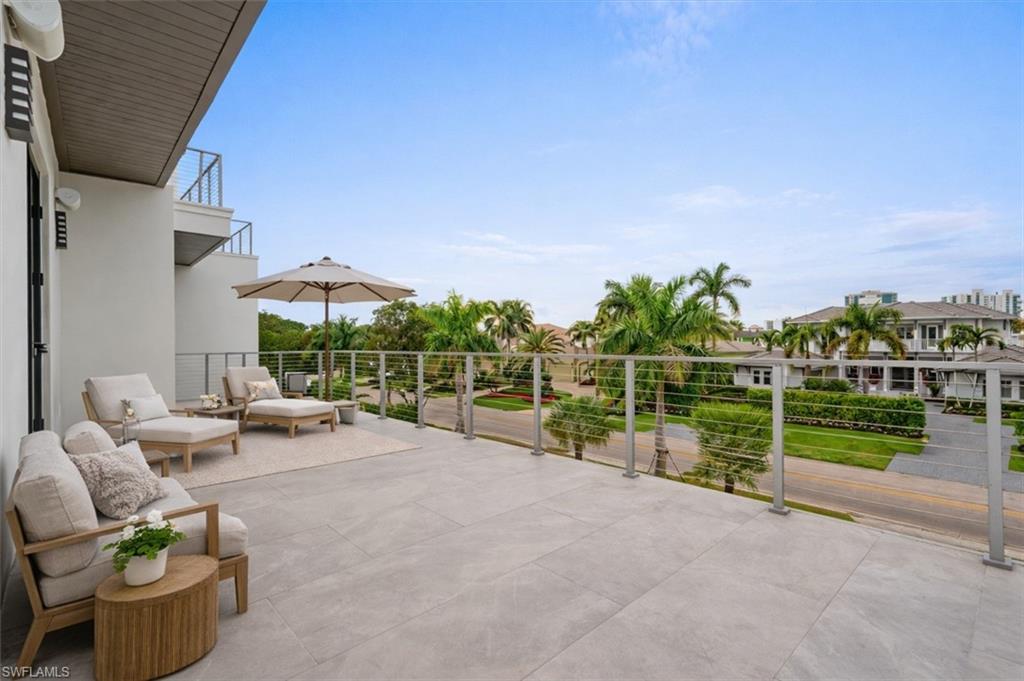3800 Crayton Road Naples, FL 34103 - Photo 17 of 50