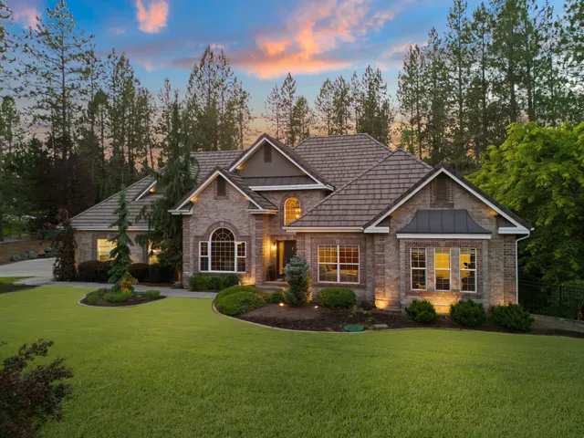 $1,440,000 | 1611 East Heritage Lane, Spokane, WA 99208