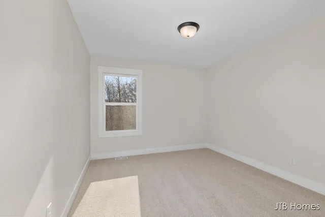 $669,900 | 5926 Valley Point Drive Southeast, Caledonia, MI 49316