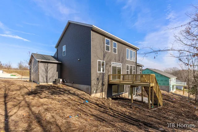 $669,900 | 5926 Valley Point Drive Southeast, Caledonia, MI 49316