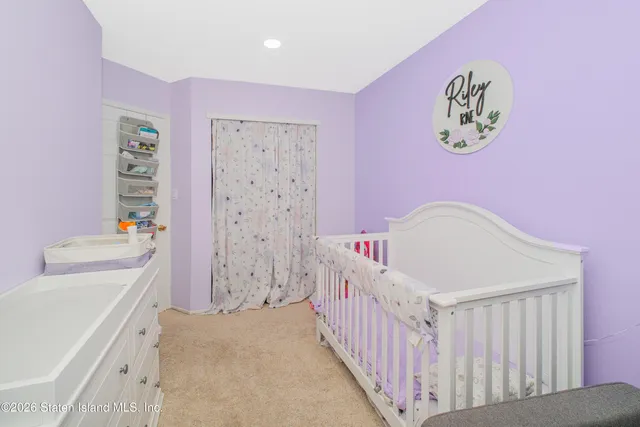 $549,999 | 21 Ferndale Avenue | New Springville