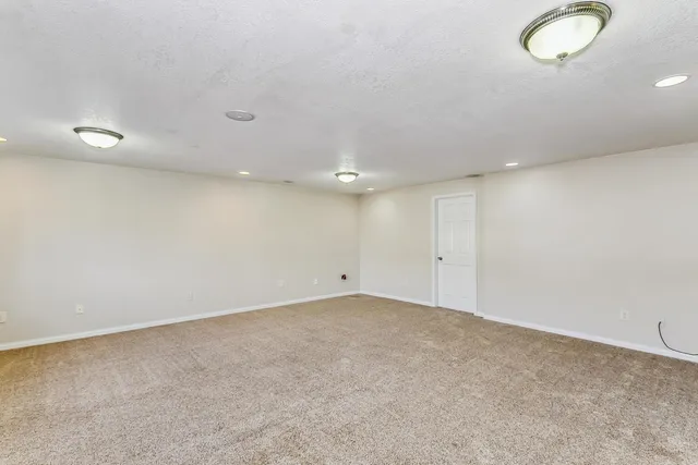 $285,000 | 208 West Poplar Street, Goddard, KS 67052