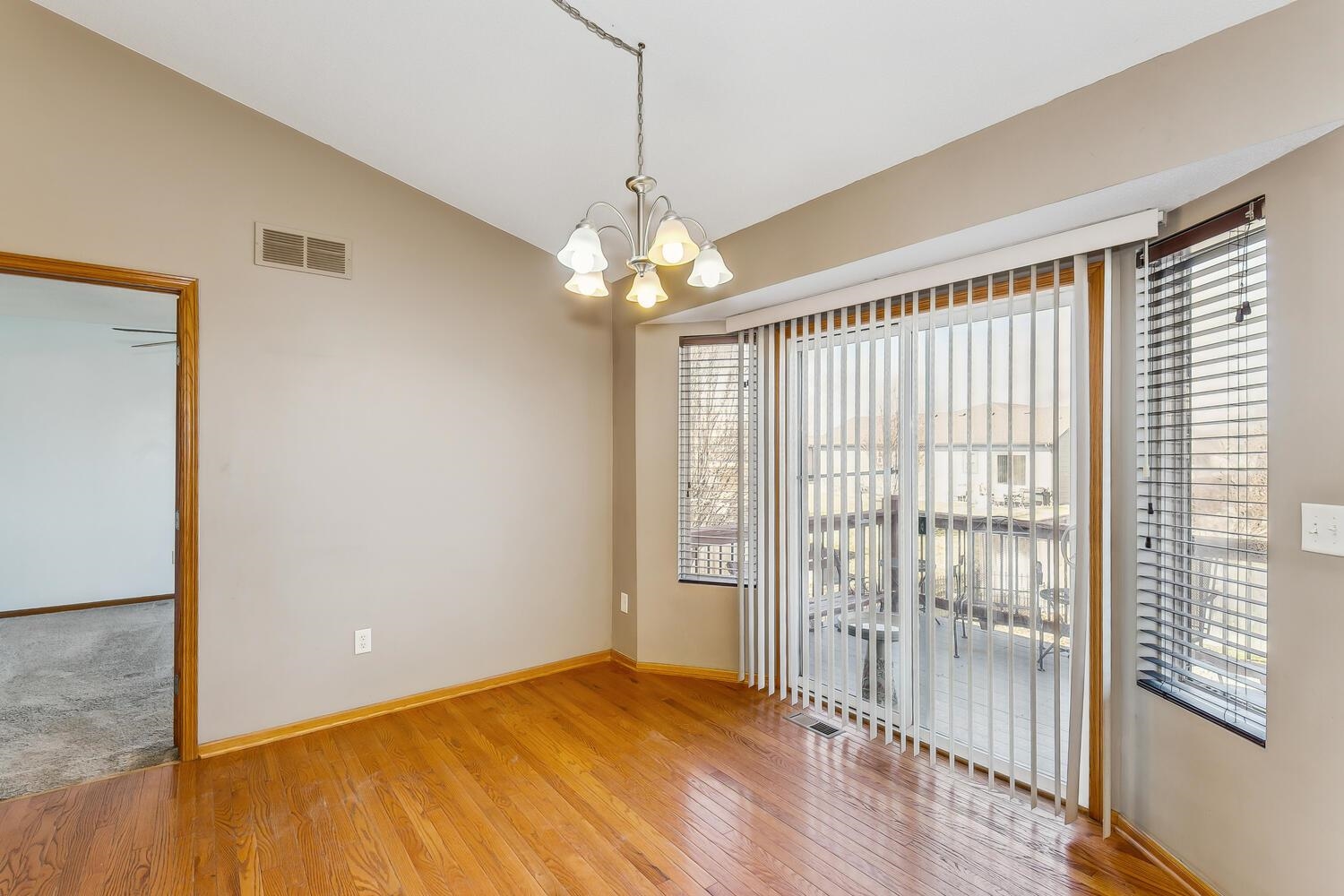 208 West Poplar Street Goddard, KS 67052 - Photo 6 of 31