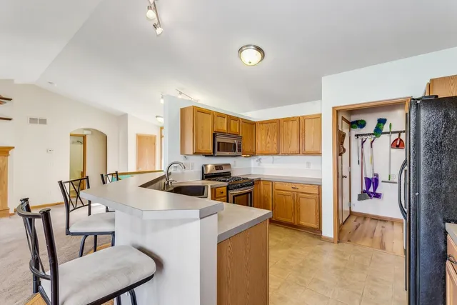 $285,000 | 208 West Poplar Street, Goddard, KS 67052