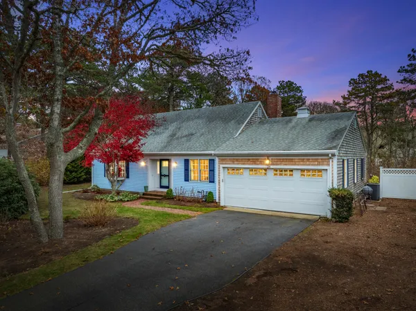 $1,495,000 | 28 Lakeview Avenue, Chatham, MA 02633