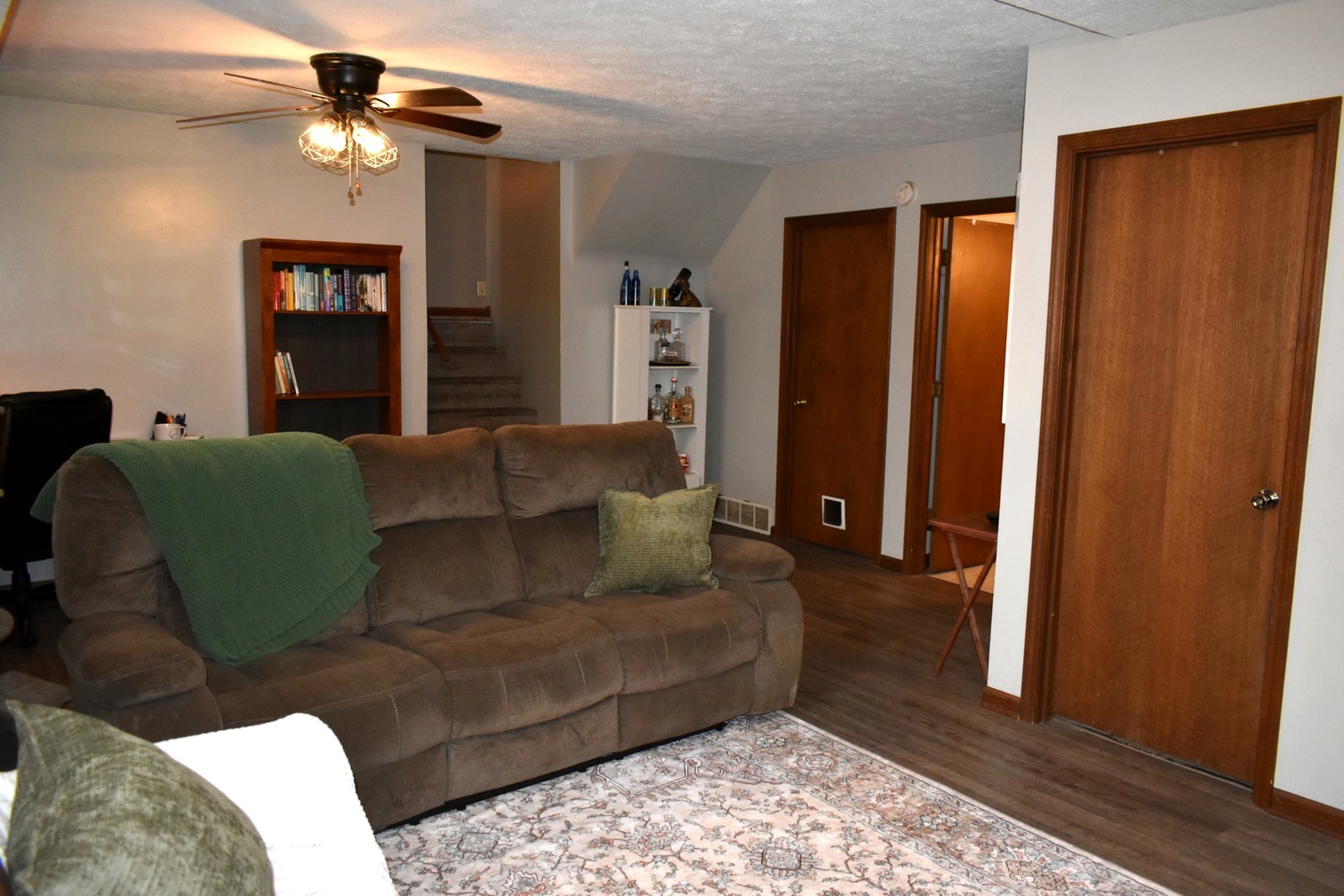 35 West 5th Street El Paso, IL 61738 - Photo 14 of 29 a living room with furniture and wooden floor