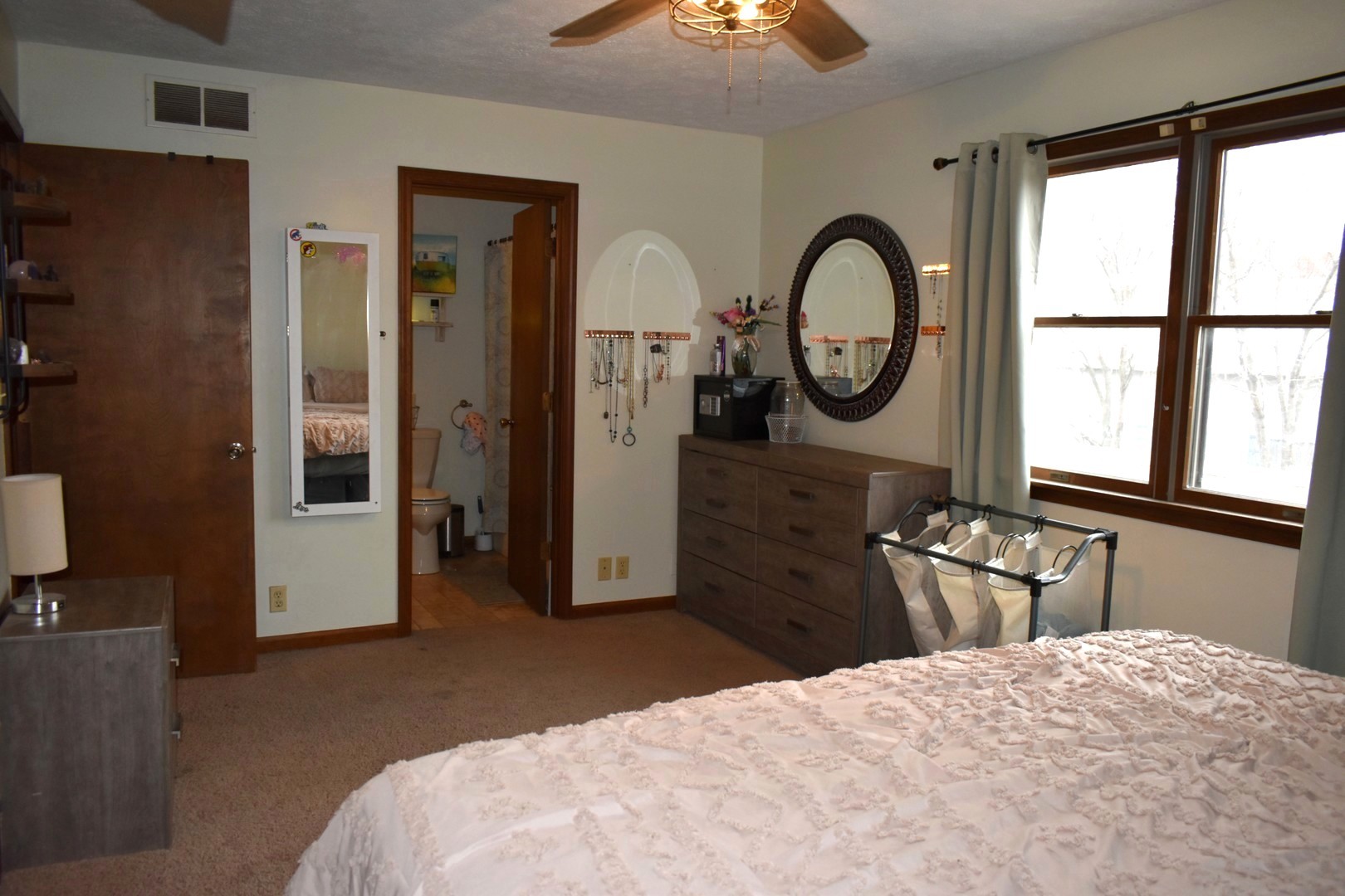35 West 5th Street El Paso, IL 61738 - Photo 20 of 29 a bedroom with a bed and a large window