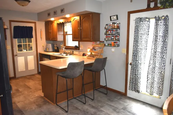 $220,000 | 35 West 5th Street, El Paso, IL 61738