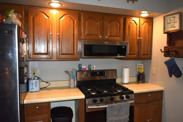 $220,000 | 35 West 5th Street, El Paso, IL 61738