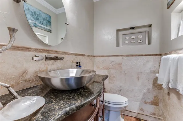 $699,000 | 10585 Pagewood Drive, Dallas, TX 75230