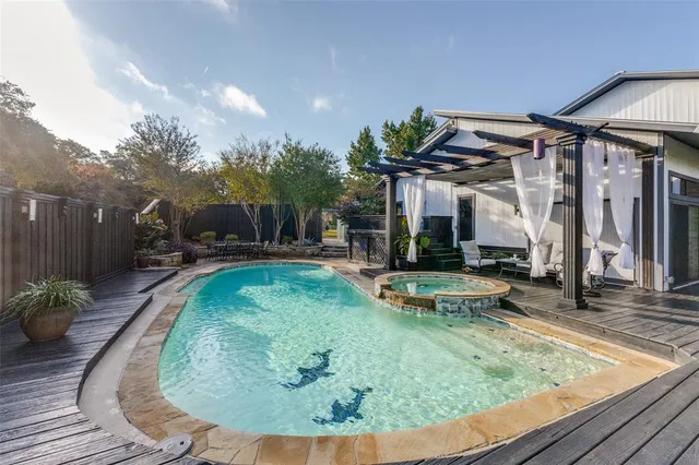 $699,000 | 10585 Pagewood Drive, Dallas, TX 75230