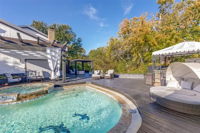 $699,000 | 10585 Pagewood Drive, Dallas, TX 75230