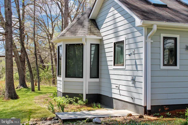 $3,150 | 3809 Reas Ford Lane, Earlysville, VA 22936