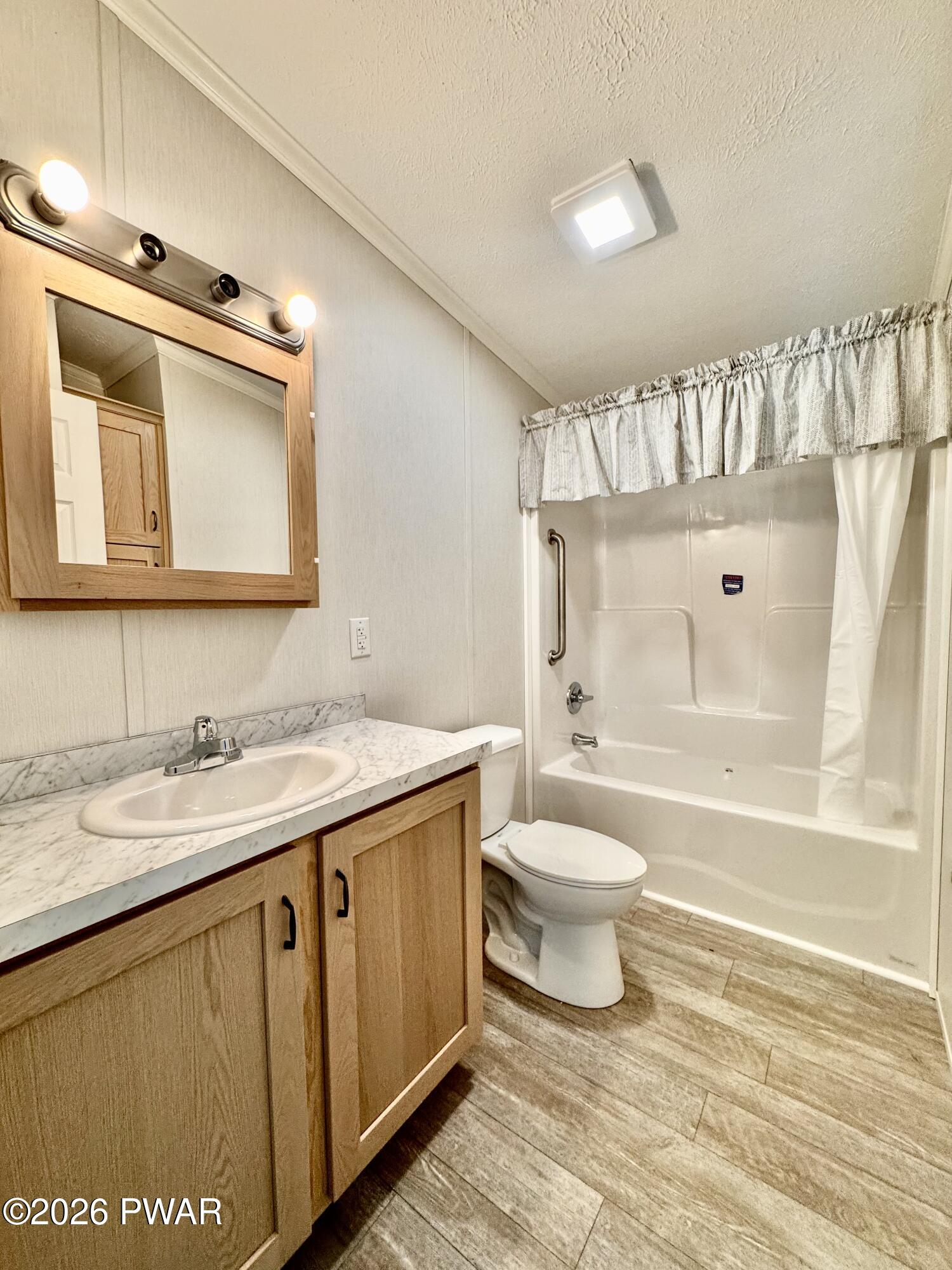 102 Middle Road Greentown, PA 18426 - Photo 26 of 41