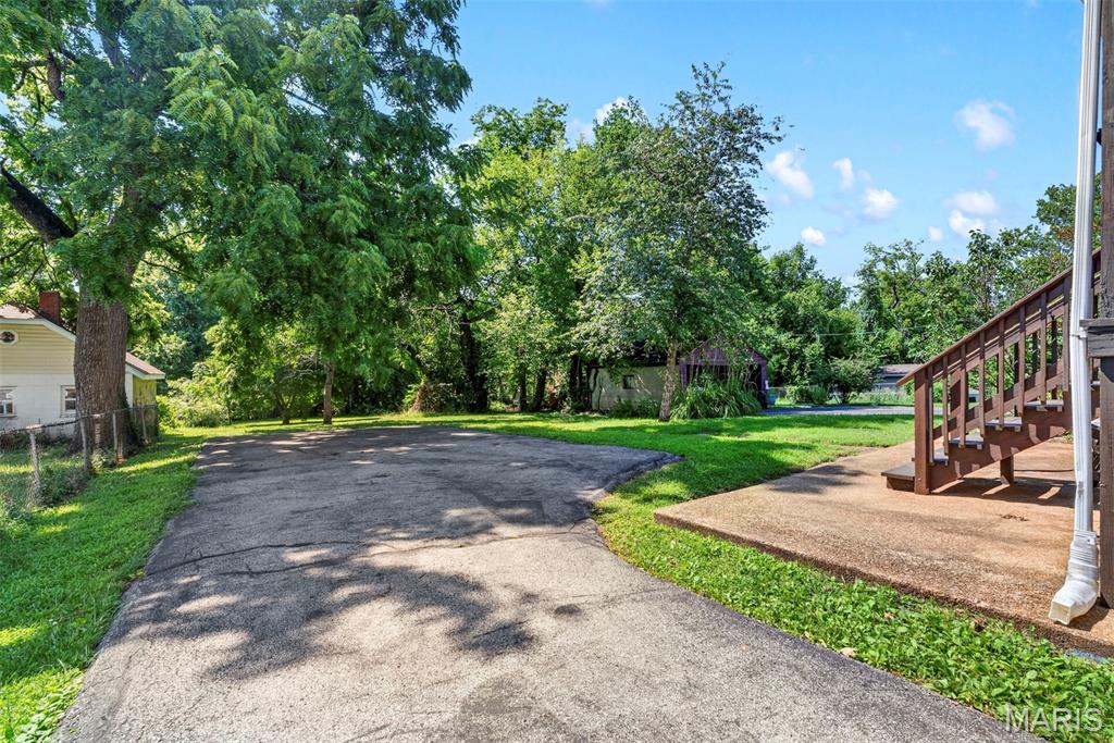 3405 Brown Road St. John, MO 63114 - Photo 3 of 27