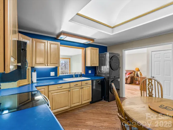$525,000 | 200 Canterbury Road, Cullowhee, NC 28723