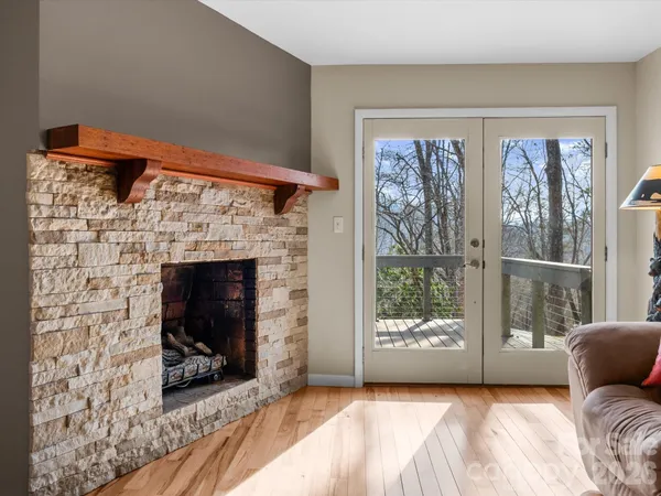 $525,000 | 200 Canterbury Road, Cullowhee, NC 28723