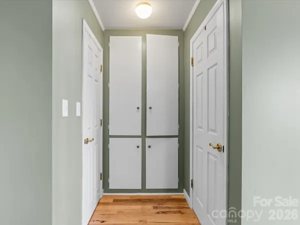 $525,000 | 200 Canterbury Road, Cullowhee, NC 28723