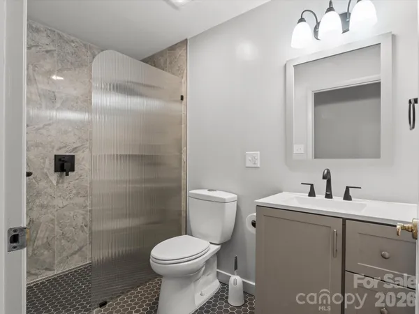 $525,000 | 200 Canterbury Road, Cullowhee, NC 28723