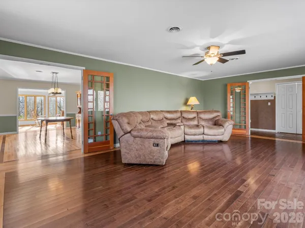 $525,000 | 200 Canterbury Road, Cullowhee, NC 28723