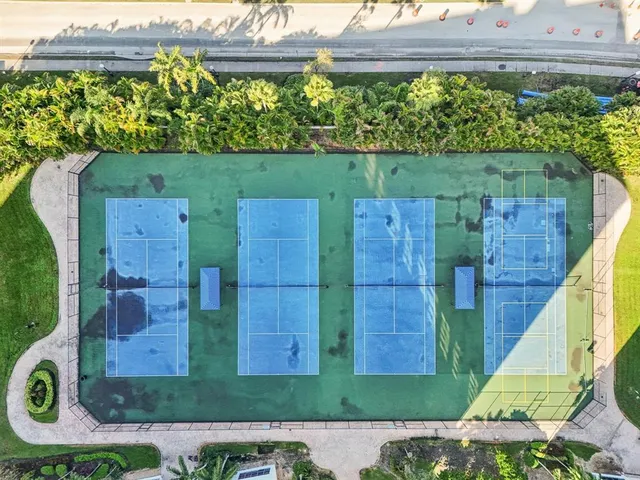 view of outdoor space and yard