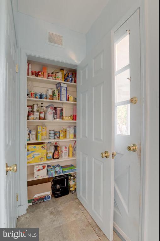 313 Charles Road Linthicum, MD 21090 - Photo 14 of 35