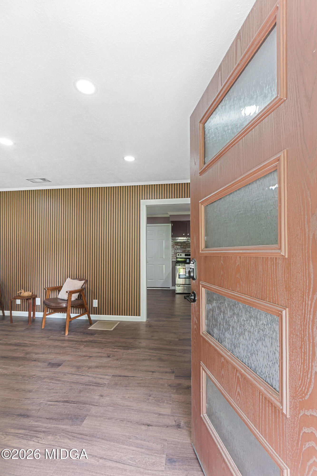 910 Perry Drive Macon, GA 31217 - Photo 2 of 47 12__AAA9875_mls