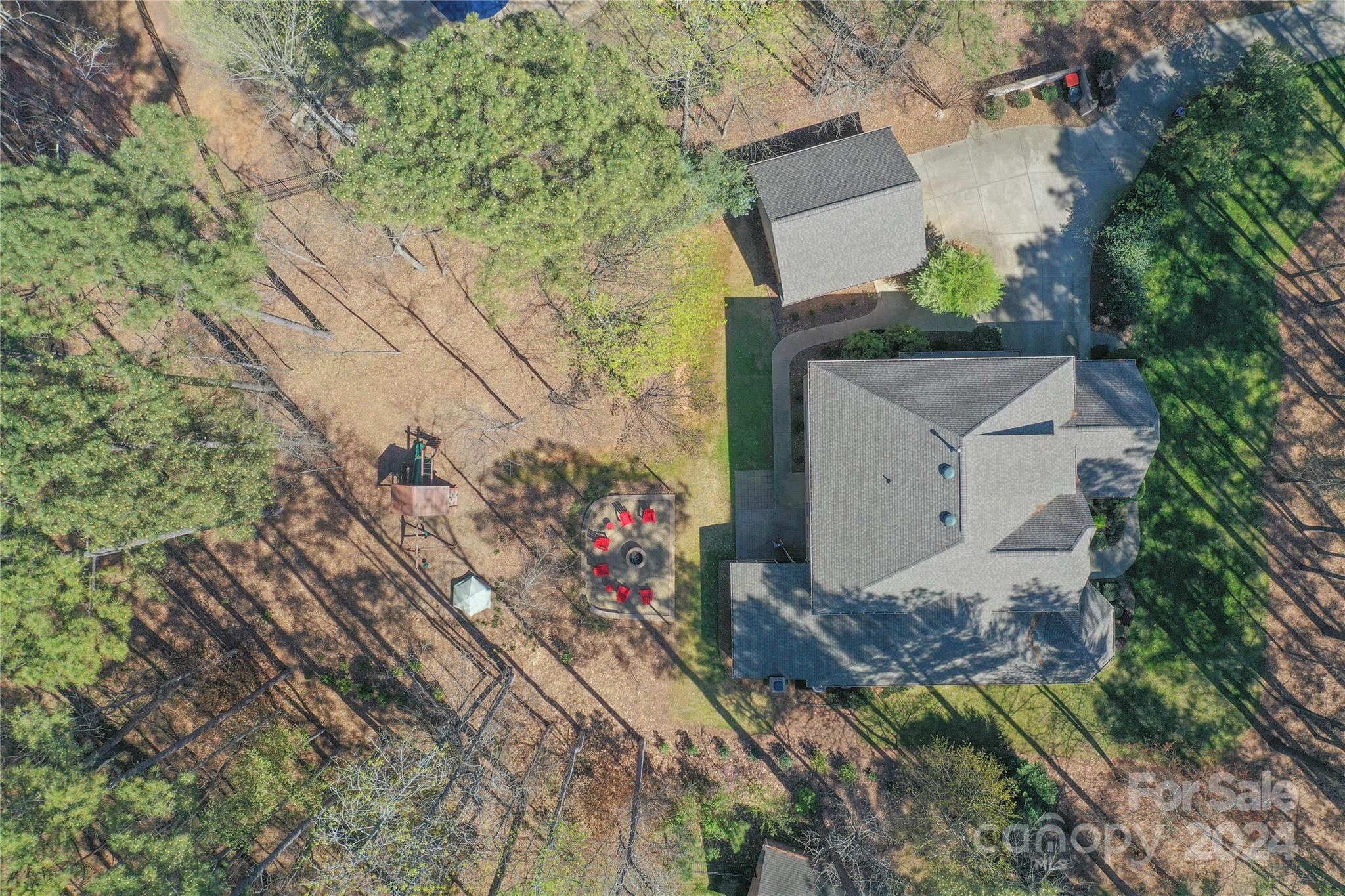 7019 Montgomery Road Lake Wylie, SC 29710 - Photo 45 of 48 an aerial view of a house