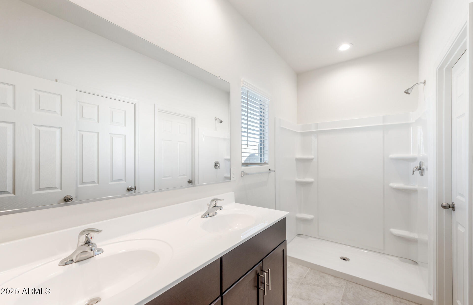 25456 West Chipman Road Buckeye, AZ 85326 - Photo 13 of 19 12 - Owner Bathroom