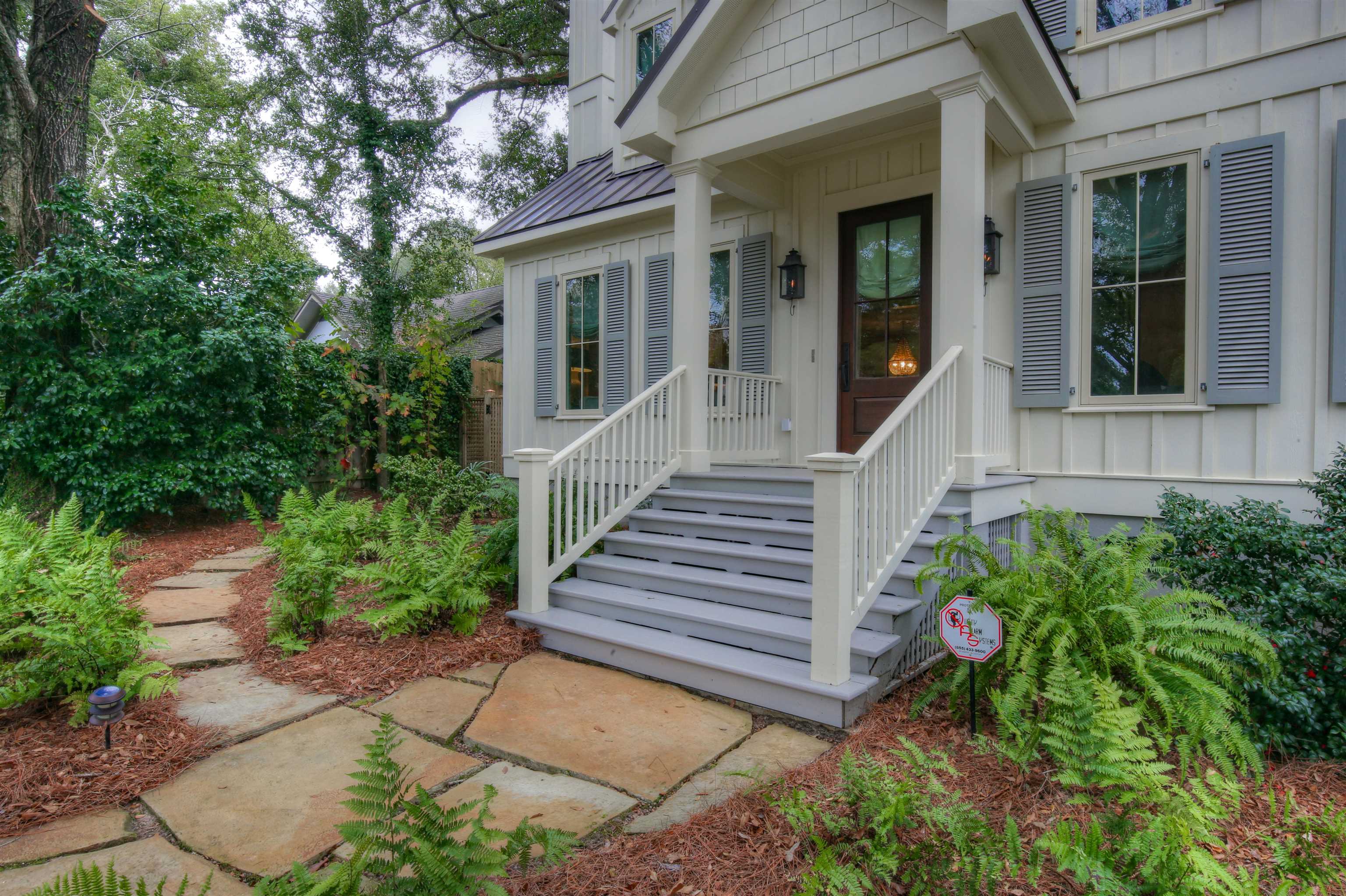 207 Bayview Street South Fairhope, AL 36532 - Photo 2 of 27