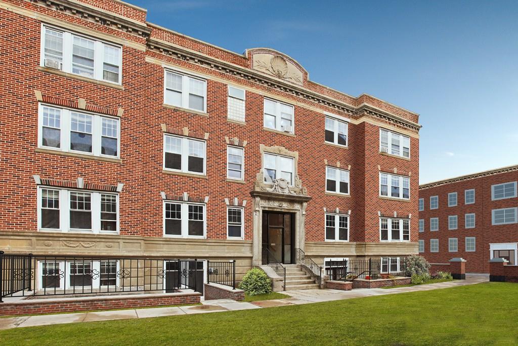 3 Greenway Court, Unit 1, Brookline, MA 02446 Compass