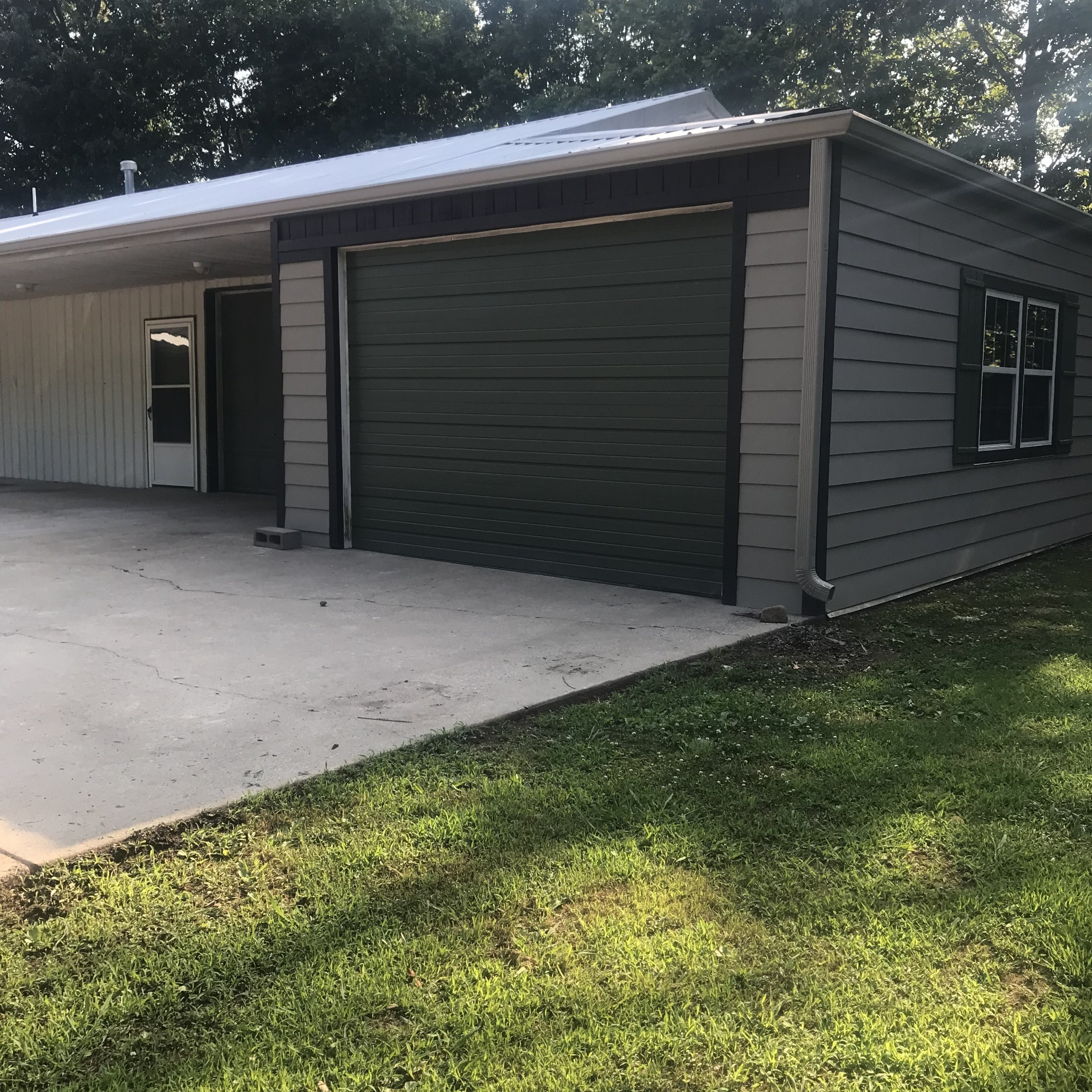2221 Grays Bend Road Centerville, TN 37033 - Photo 10 of 45 Gallery Image 10